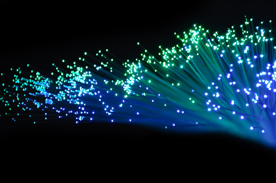 Ljus från flertalet fiberkablar